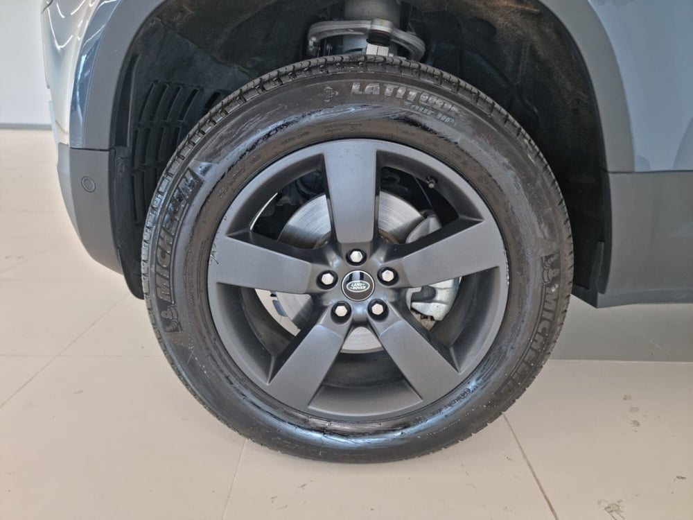 Land Rover Defender usata a Cuneo (9)