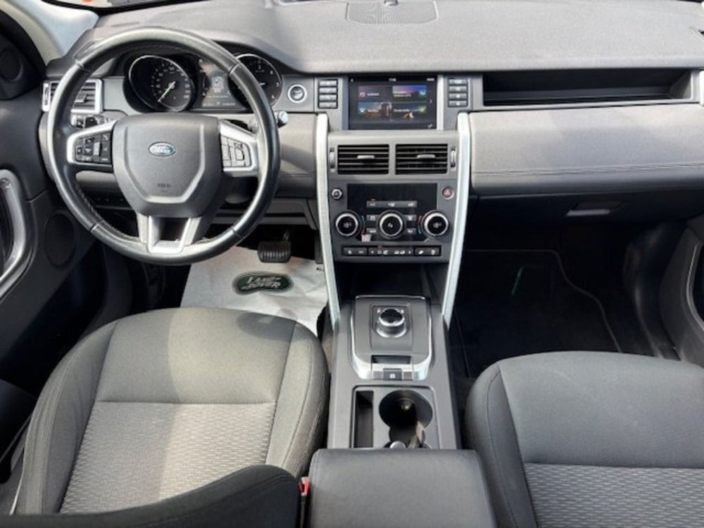 Land Rover Discovery Sport usata a Pesaro-Urbino (4)