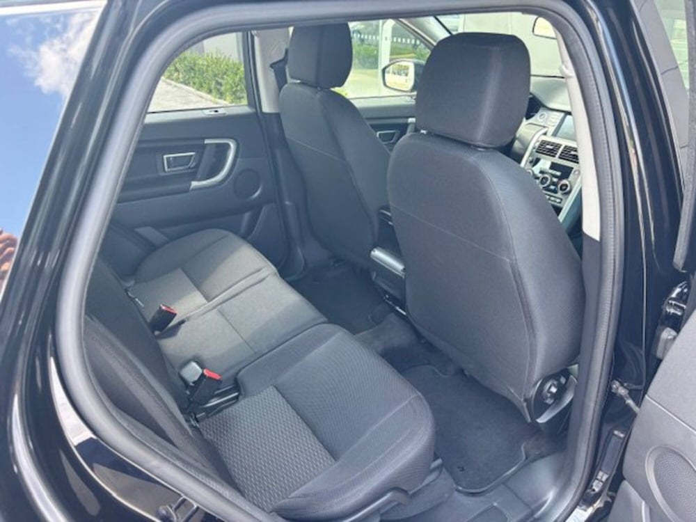 Land Rover Discovery Sport usata a Pesaro-Urbino (5)