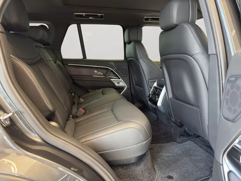 Land Rover Range Rover Sport nuova a Latina (5)