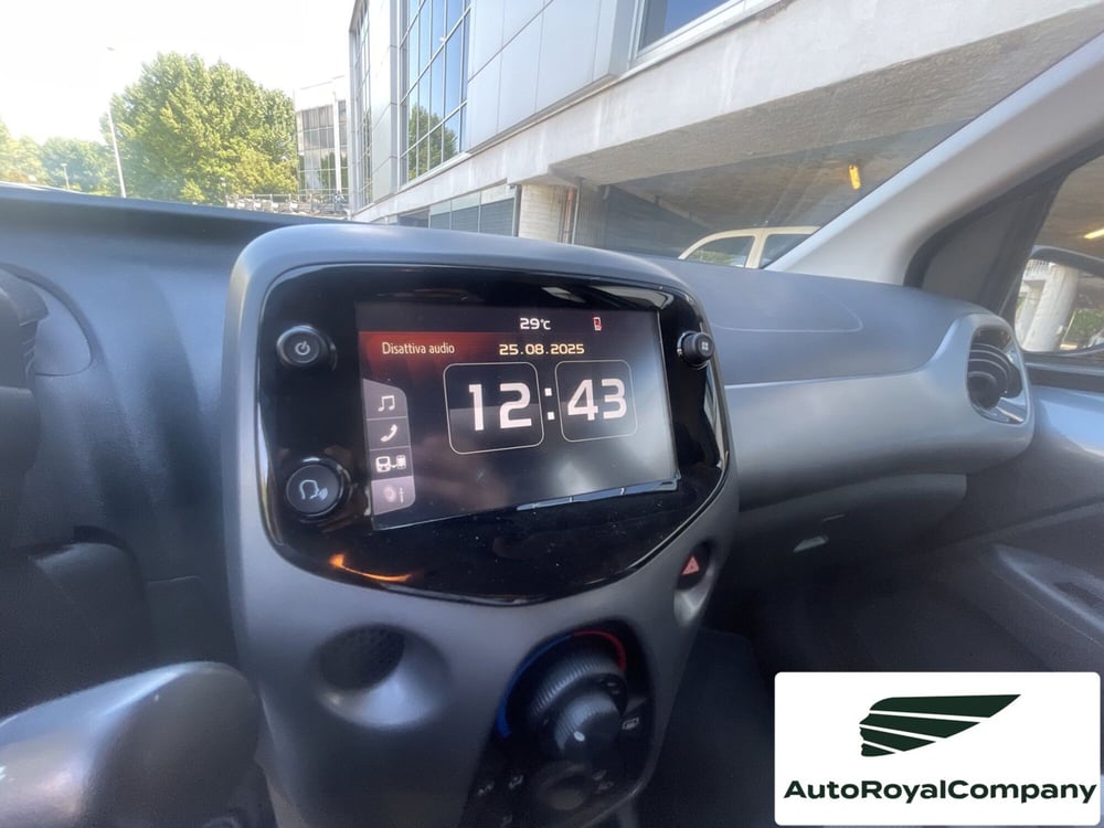 Toyota Aygo usata a Roma (15)