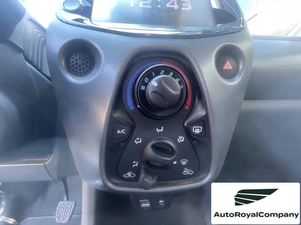 Toyota Aygo usata a Roma (16)