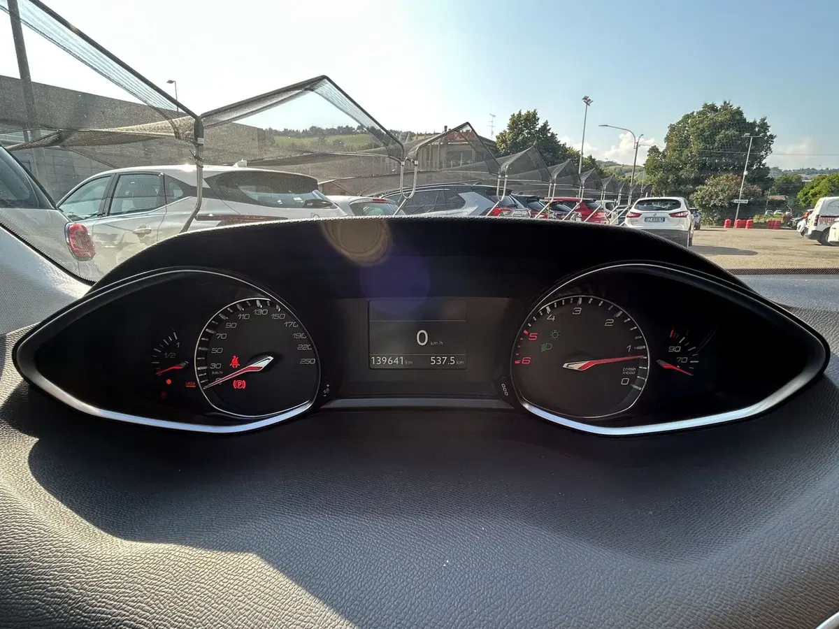 Peugeot 308 usata a Modena (11)