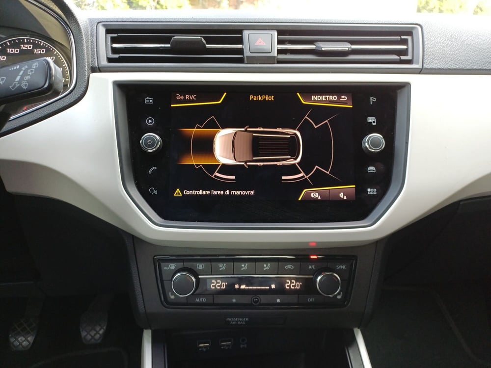 SEAT Arona usata a Modena (10)