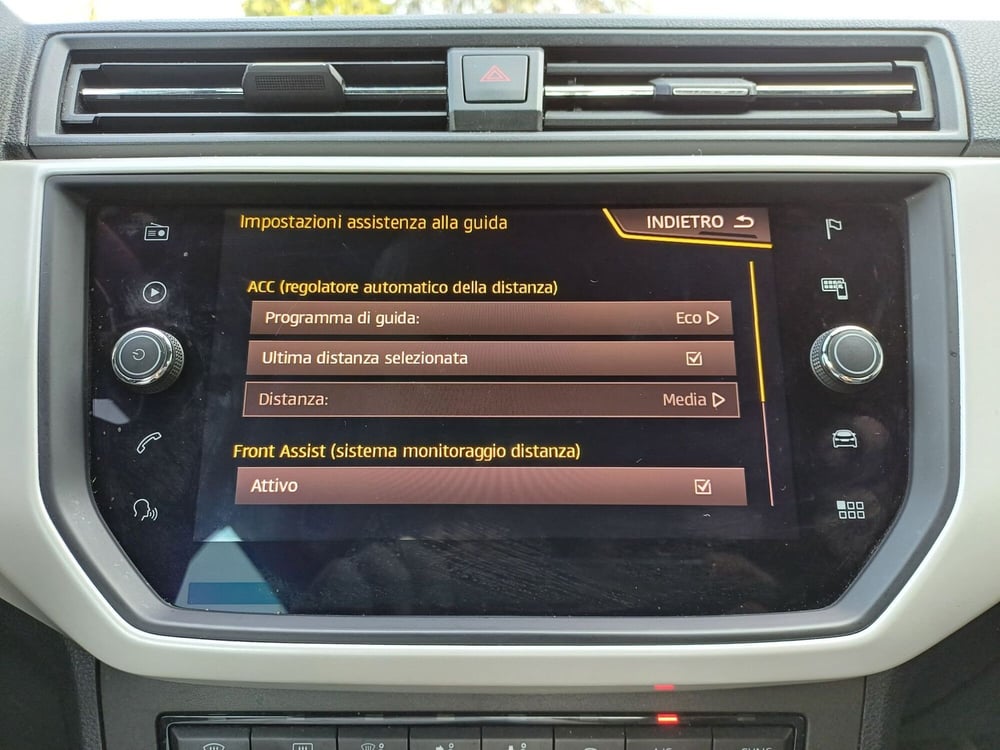 SEAT Arona usata a Modena (11)