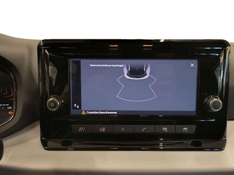 SEAT Arona usata a Udine (11)