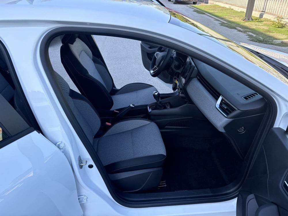 Renault Clio nuova a Ancona (13)
