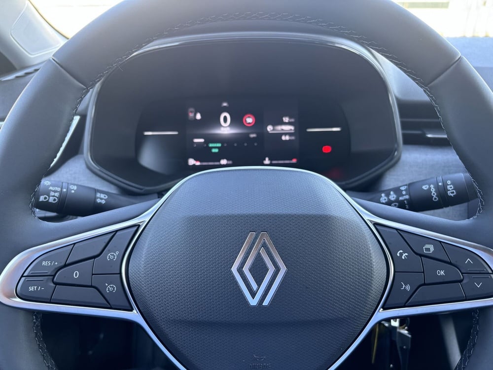Renault Clio nuova a Ancona (16)