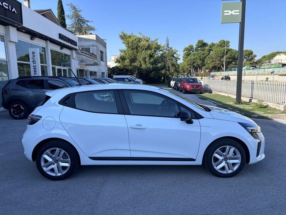 Renault Clio nuova a Ancona (4)