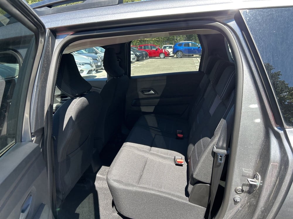 Dacia Jogger nuova a Latina (11)