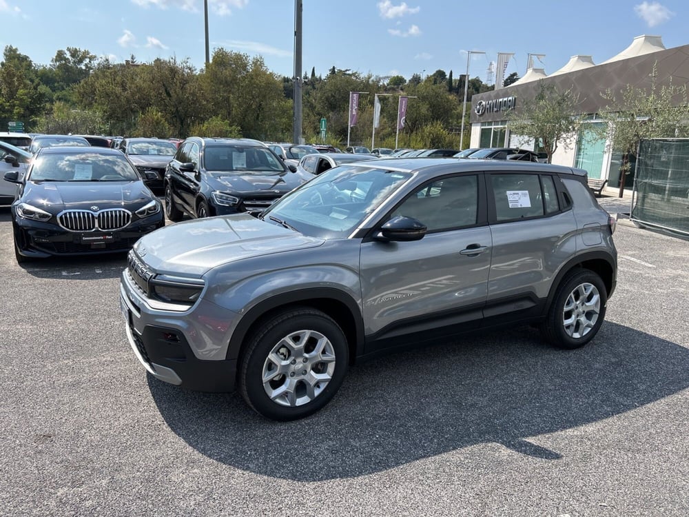 Jeep Avenger nuova a Roma (8)