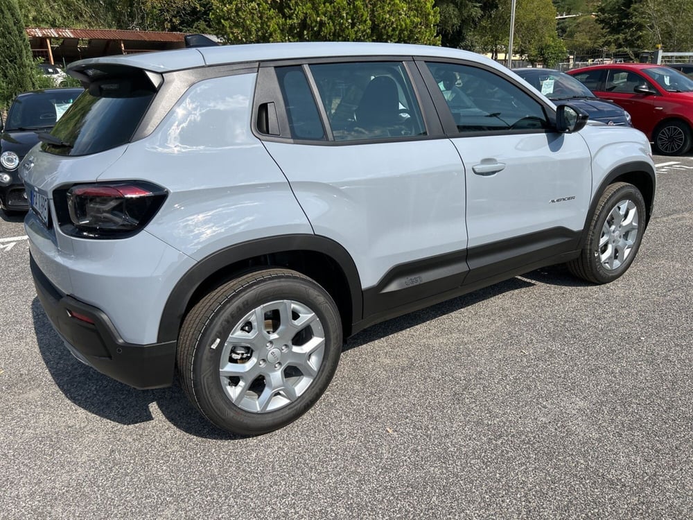 Jeep Avenger nuova a Roma (6)