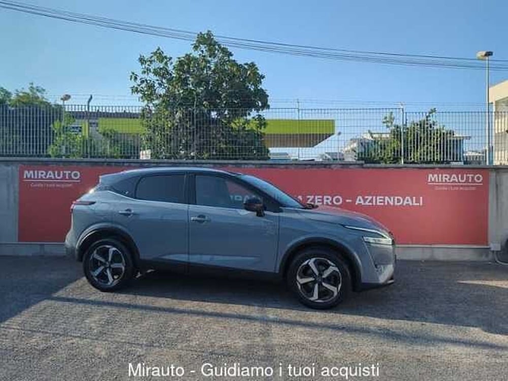 Nissan Qashqai usata a Roma