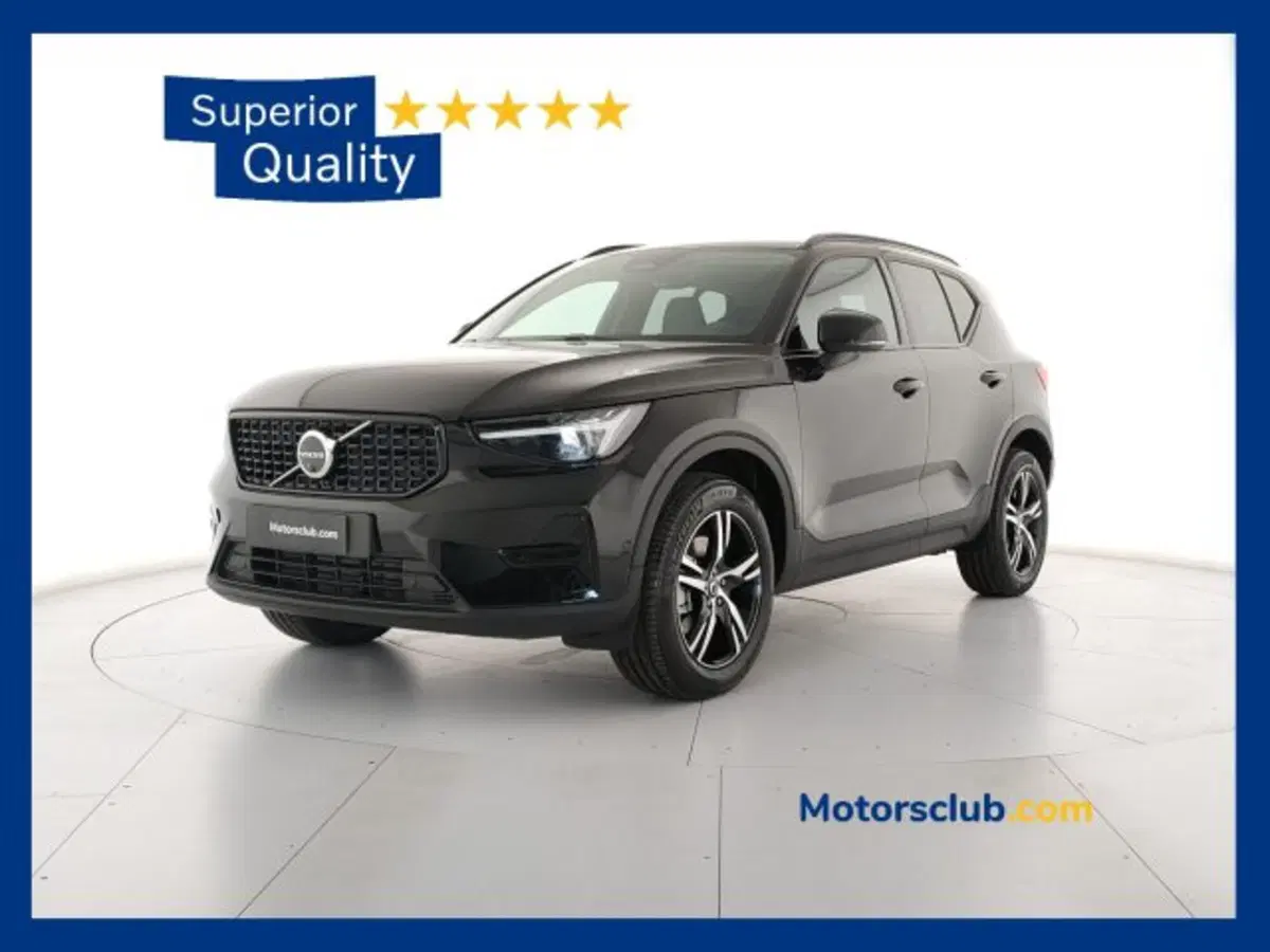 Volvo XC40 nuova a Modena