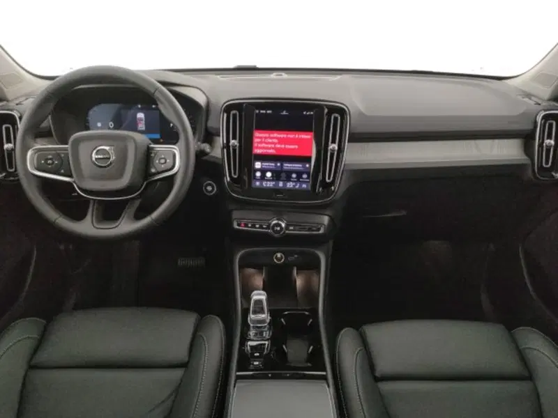 Volvo XC40 nuova a Modena (12)