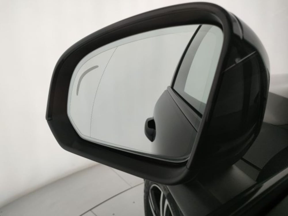 Volvo XC40 nuova a Modena (20)