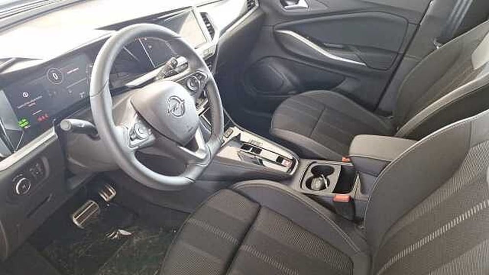 Opel Grandland nuova a Firenze (3)