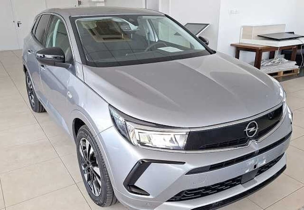 Opel Grandland nuova a Firenze (8)