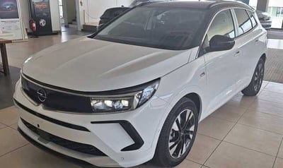 Opel Grandland 1.2 Turbo 12V 130 CV aut. GS Line nuova a Empoli