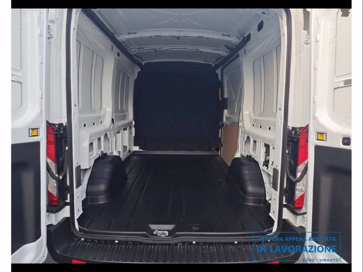Ford Transit Furgone nuova a Catania (11)