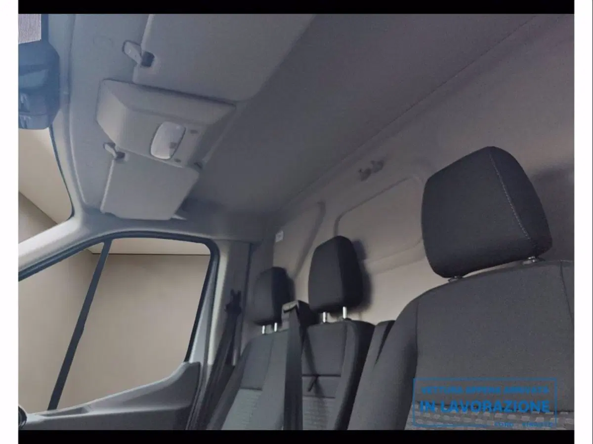 Ford Transit Furgone nuova a Catania (19)