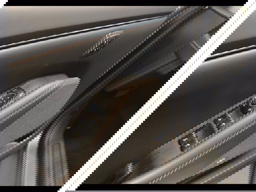 Ford Mustang Mach-E nuova a Catania (10)