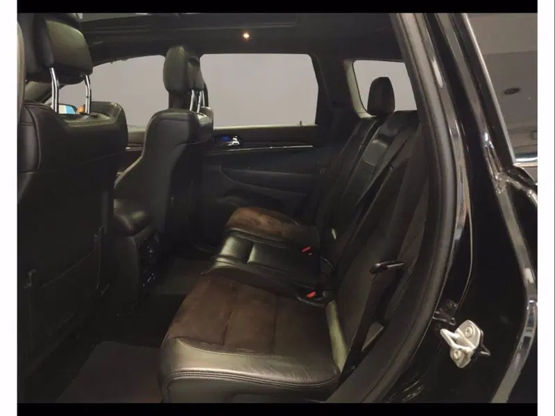 Jeep Grand Cherokee usata a Catania (11)