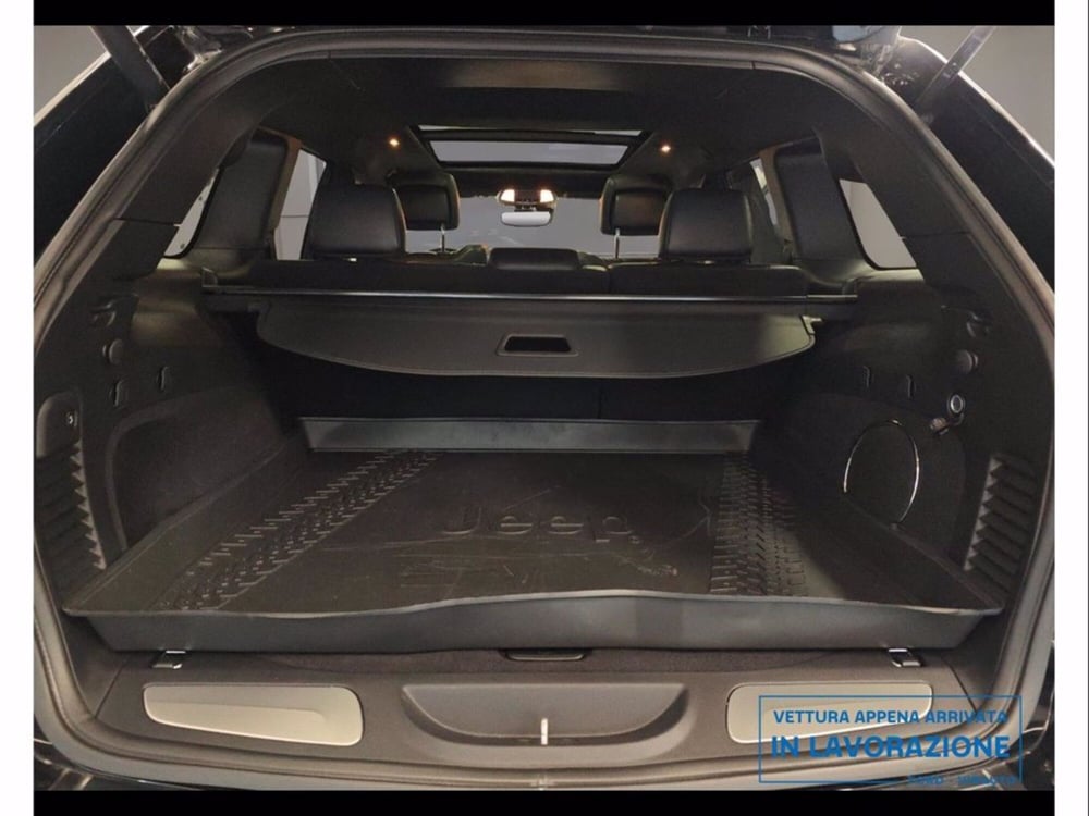 Jeep Grand Cherokee usata a Catania (12)