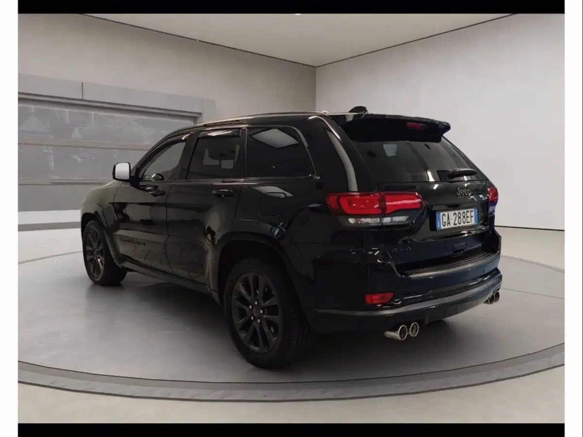 Jeep Grand Cherokee usata a Catania (4)