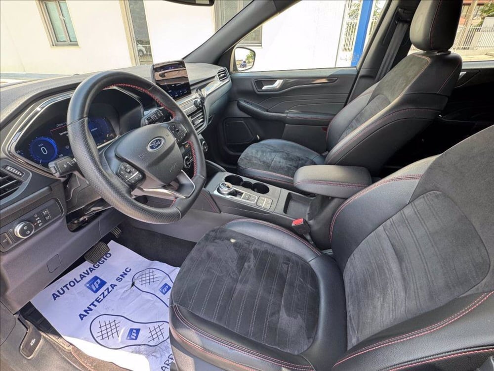 Ford Kuga usata a Matera (9)
