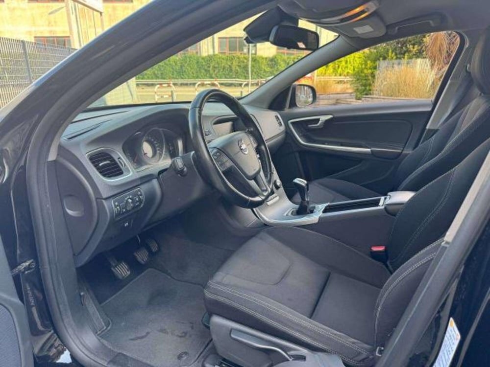 Volvo V60 usata a Savona (10)