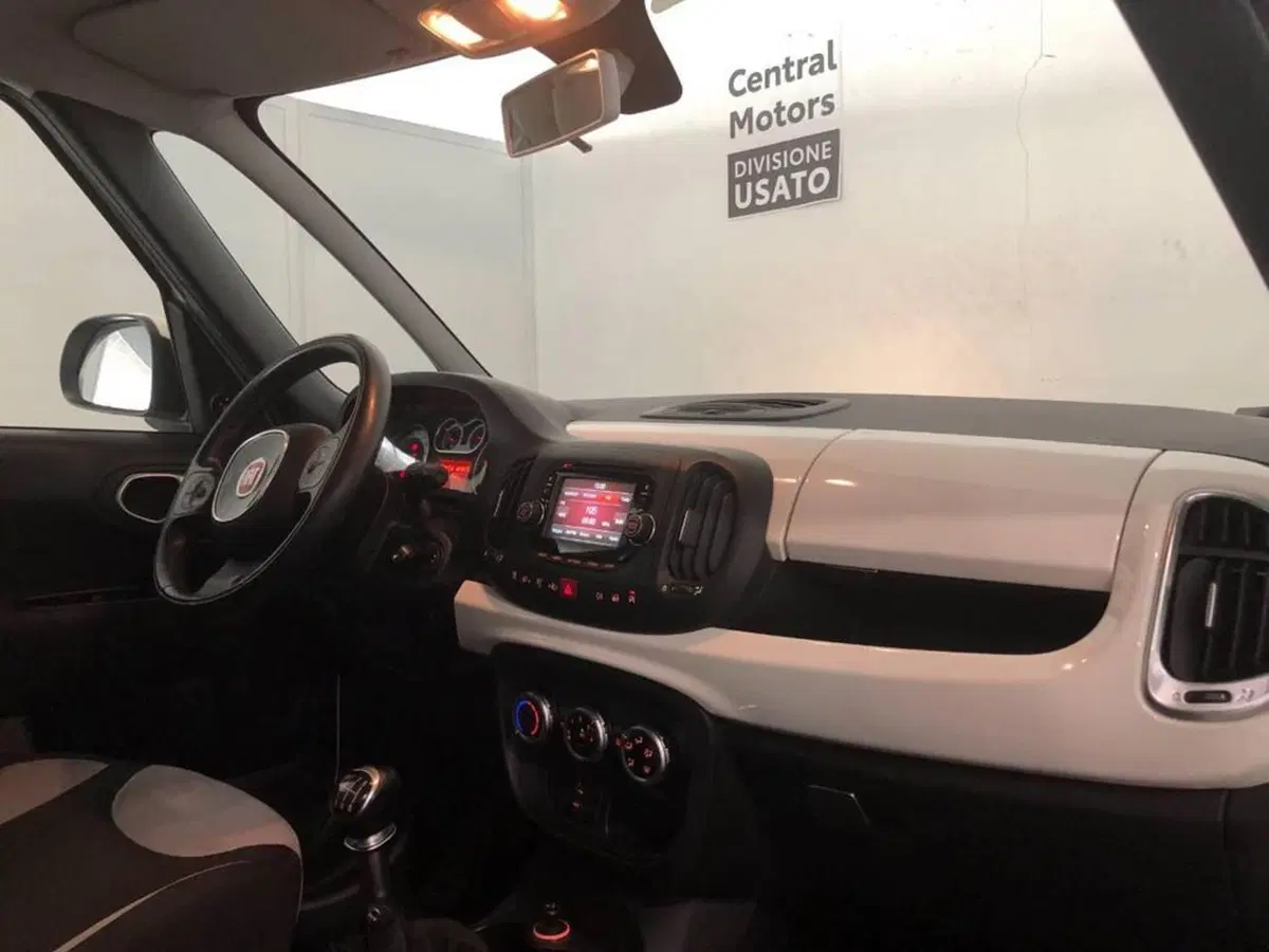 Fiat 500L usata a Torino (9)
