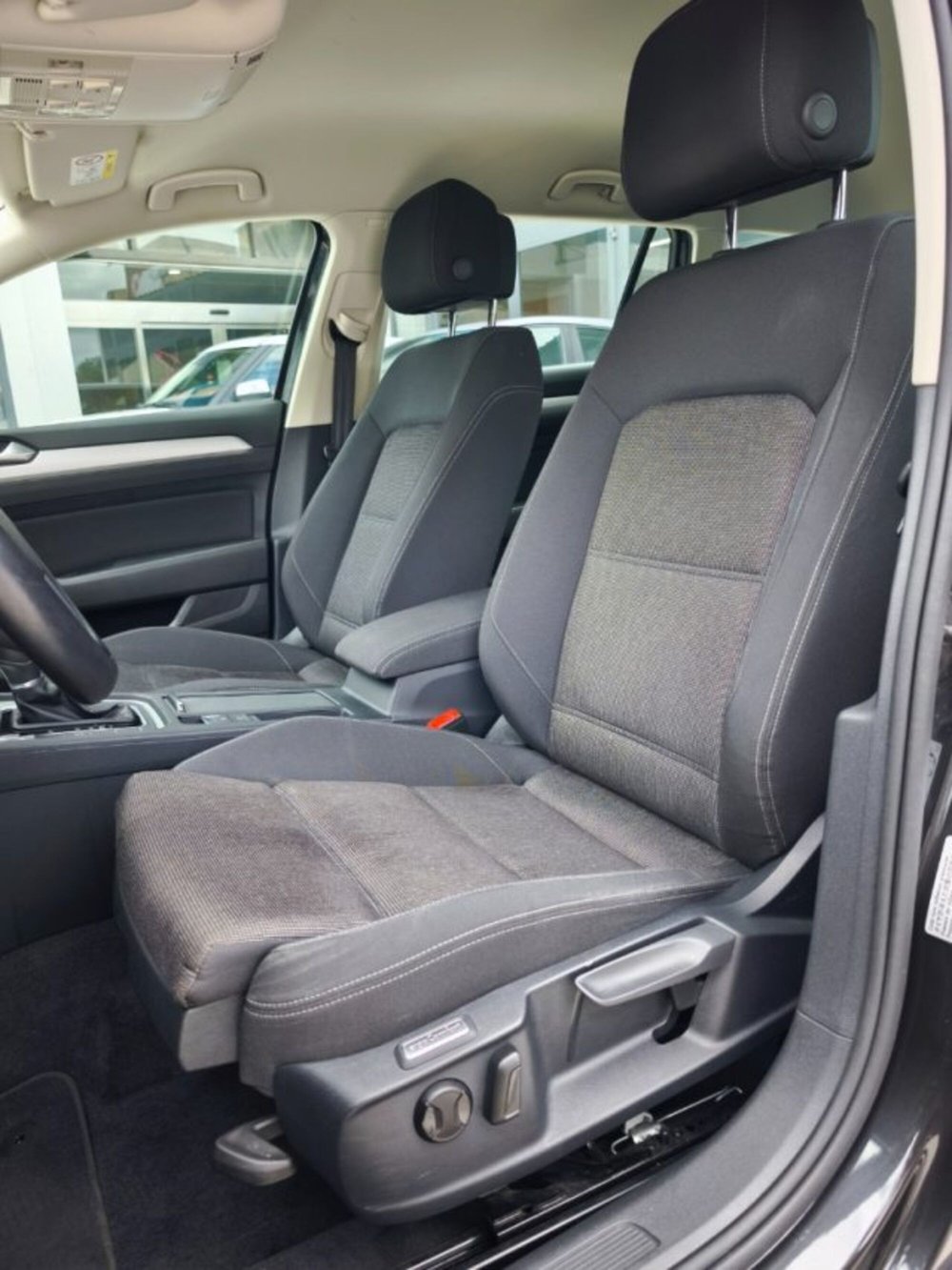 Volkswagen Passat Variant usata a Firenze (13)