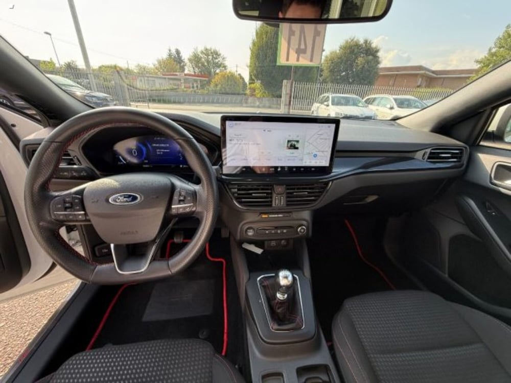 Ford Focus Station Wagon usata a Lucca (11)