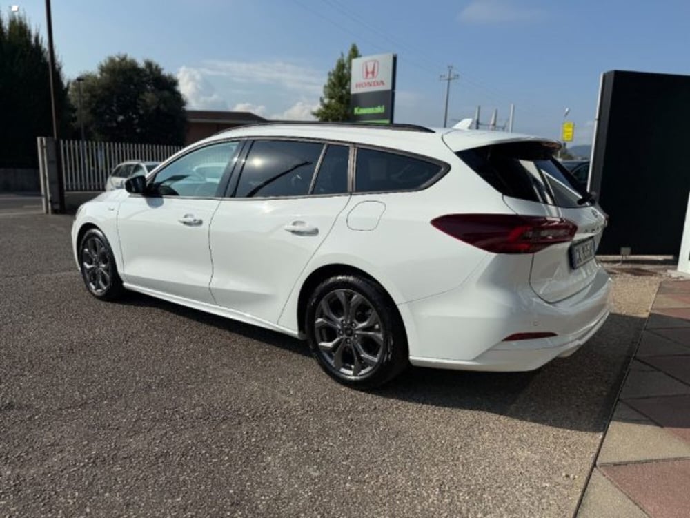 Ford Focus Station Wagon usata a Lucca (3)