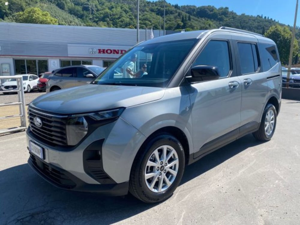 Ford Tourneo Courier usata a Lucca (3)