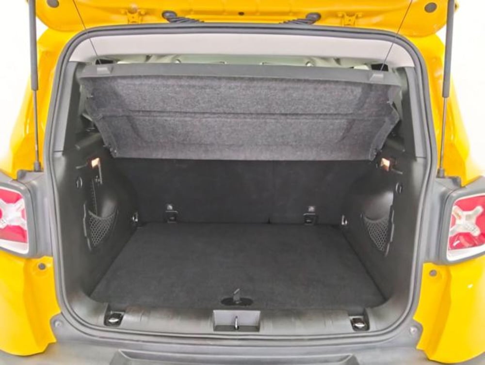 Jeep Renegade usata a Como (19)