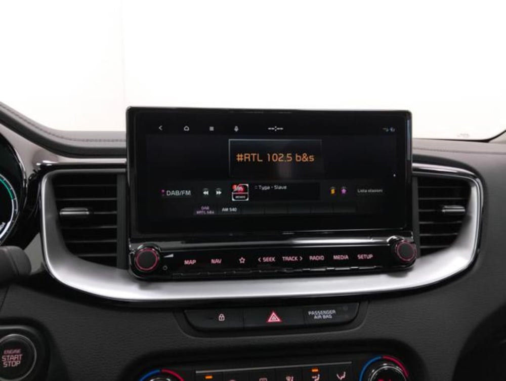 Kia XCeed usata a Como (14)