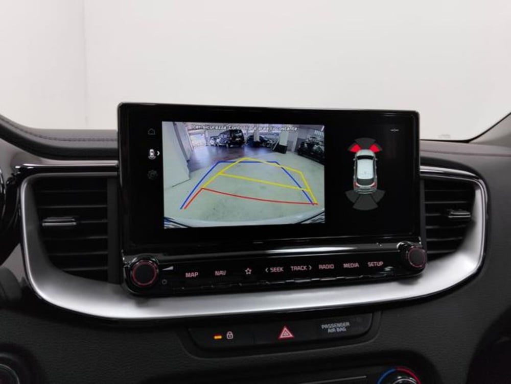 Kia XCeed usata a Como (18)