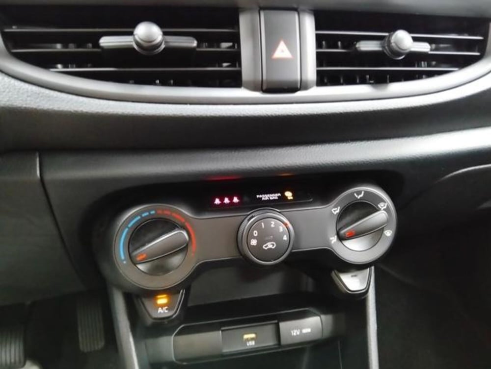 Kia Picanto usata a Como (13)
