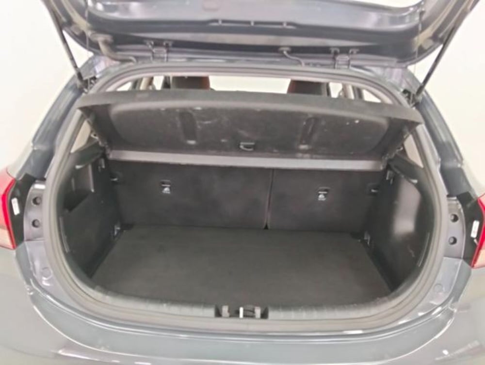 Kia Rio usata a Como (17)