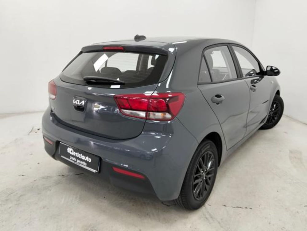 Kia Rio usata a Como (2)