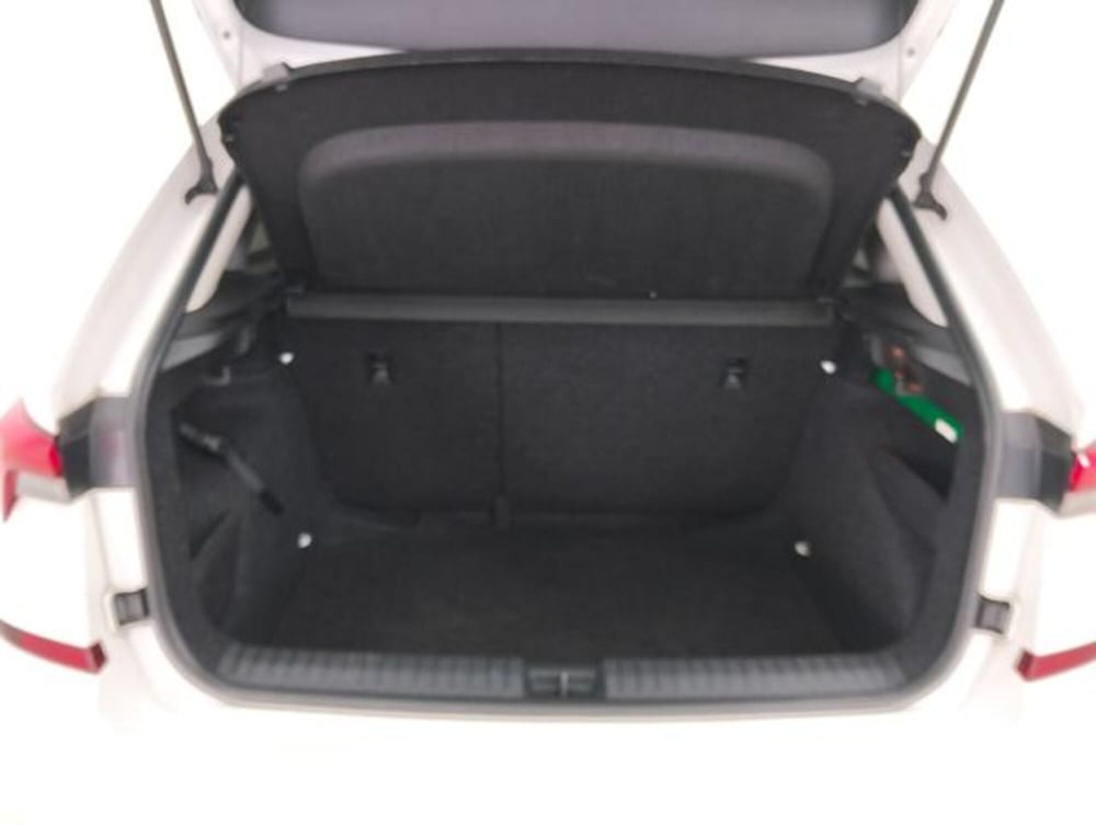 Skoda Kamiq usata a Como (19)