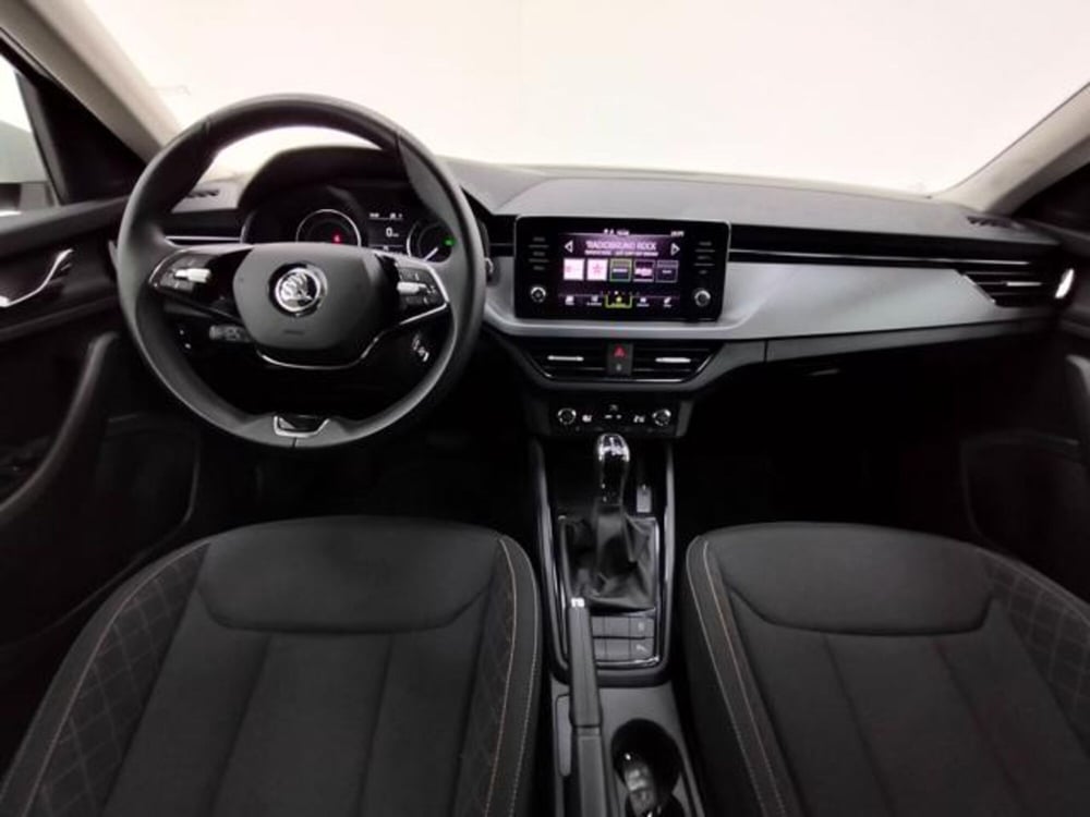 Skoda Kamiq usata a Como (4)