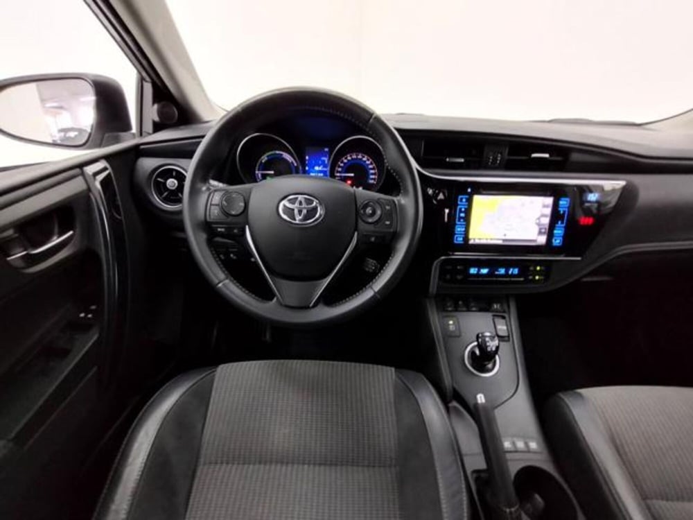 Toyota Auris usata a Como (10)