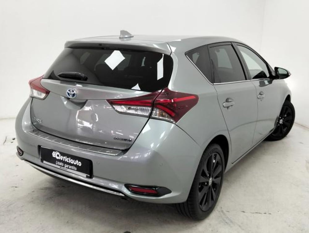 Toyota Auris usata a Como (2)