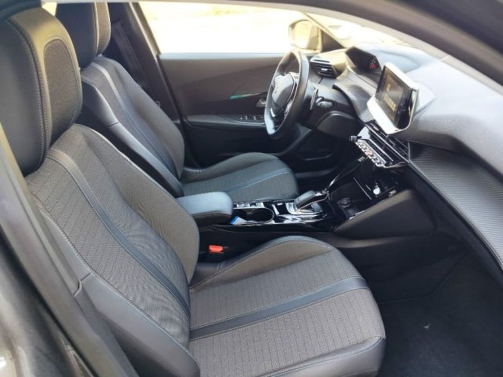 Peugeot 2008 usata a Oristano (13)
