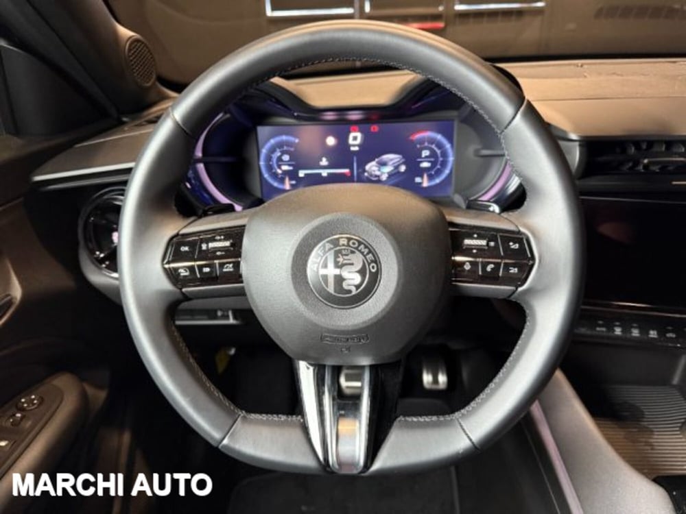 Alfa Romeo Junior nuova a Perugia (15)