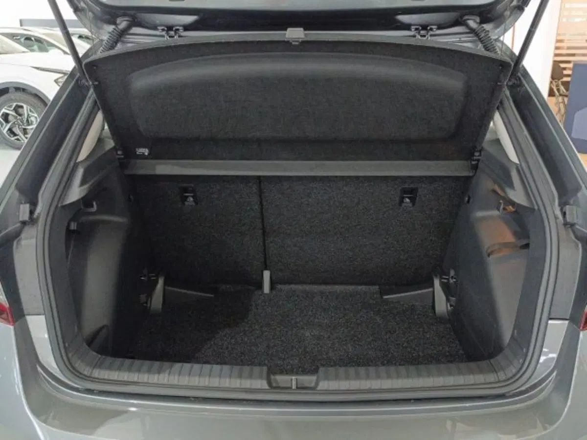 Skoda Fabia nuova a Catania (12)