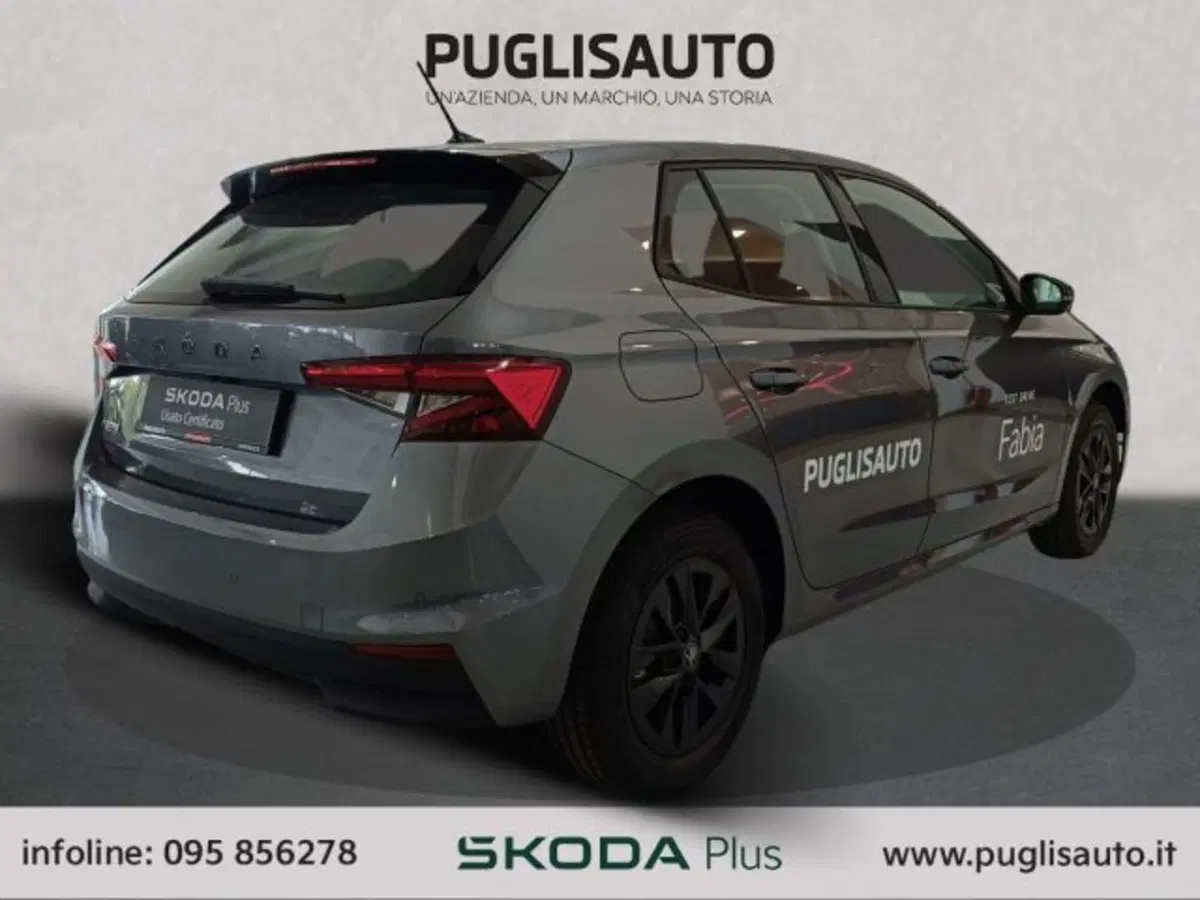 Skoda Fabia nuova a Catania (4)